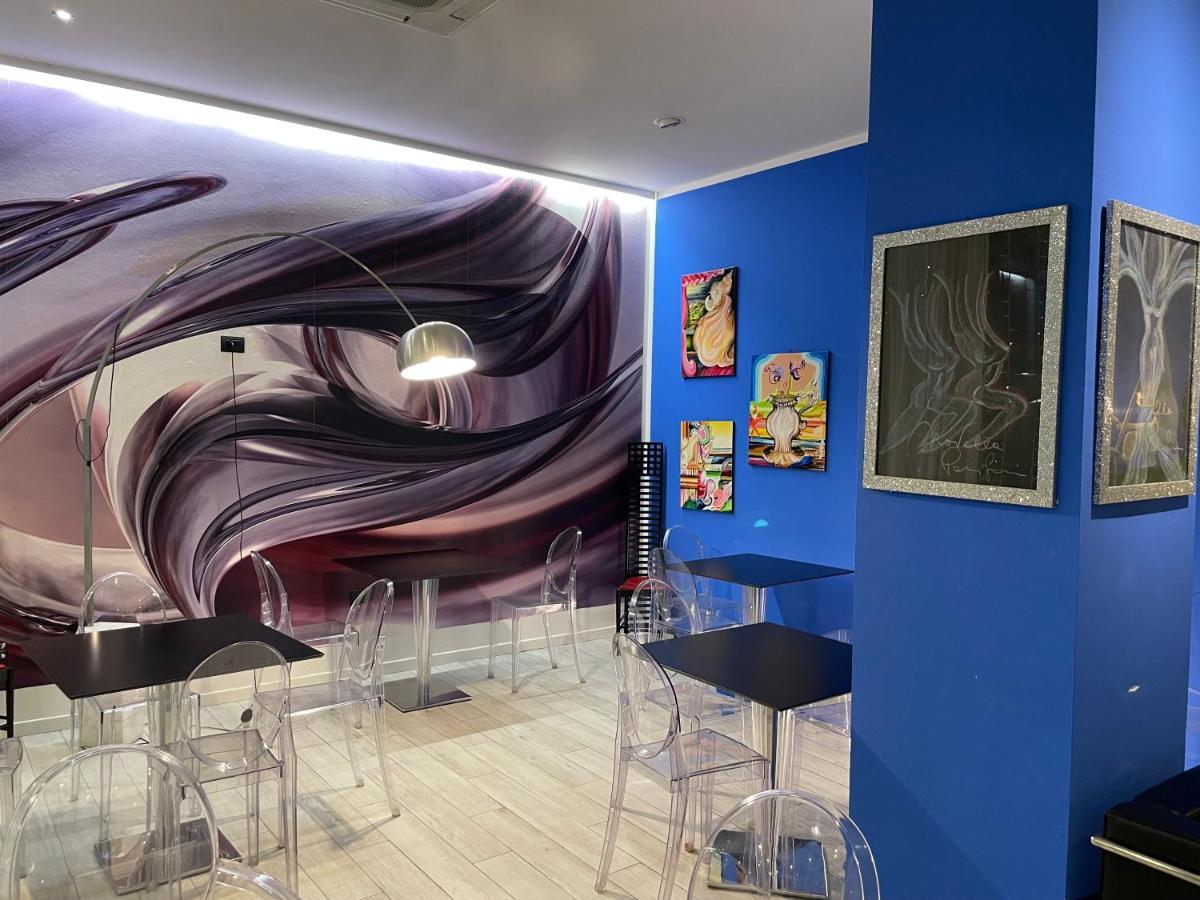 Blue Shades Hotel Pise