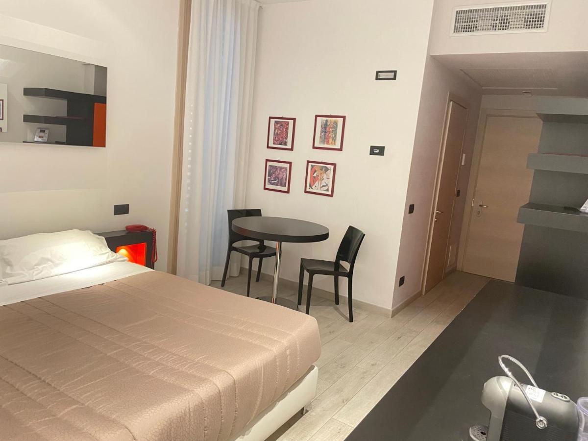 Hotel Blue Shades Pise