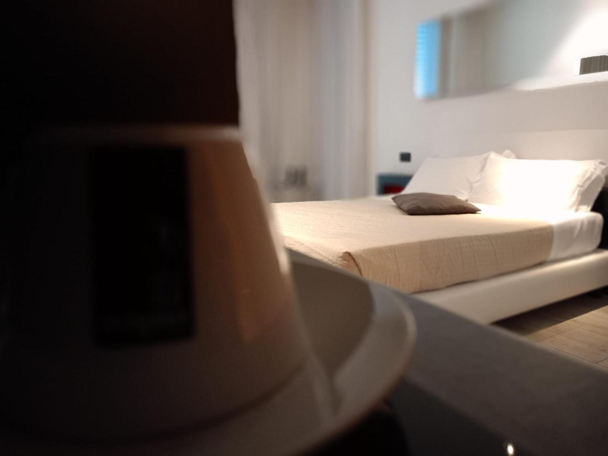 Blue Shades Hotel Pise